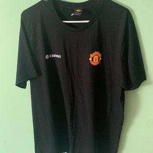 Men's Manchester United Logo Soccer T-shirt OFFICIAL Size XL